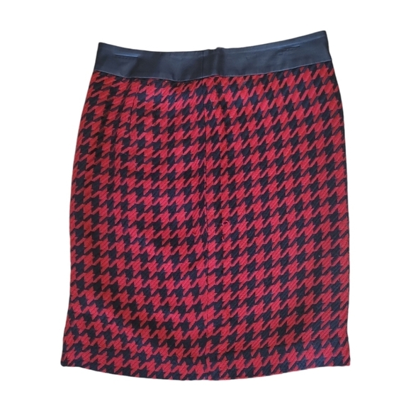 The Limited Black & Red Houndstooth Plaid Skirt Size 4 - Picture 1 of 3